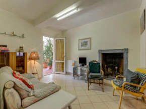Delightful Villa in Camaiore with Heating